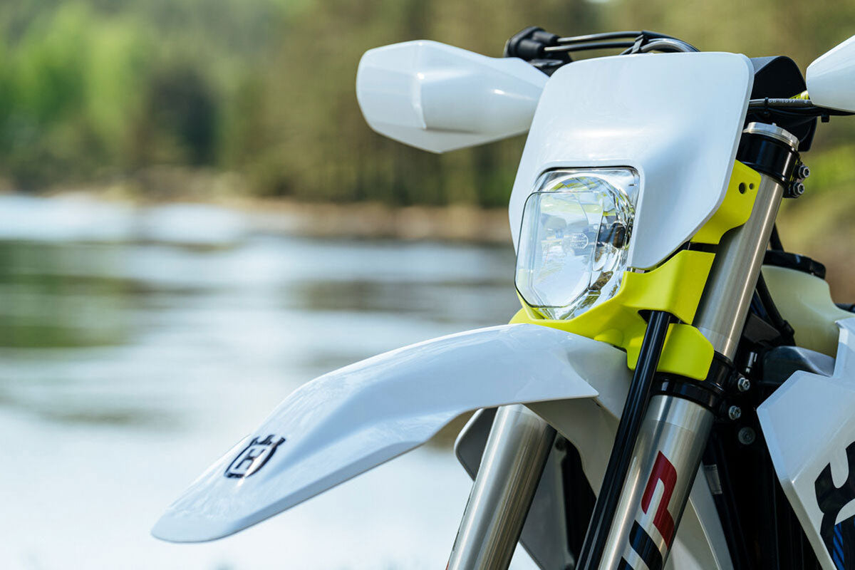 Husqvarna TE 250 | 2024: Lựa Chọn Số Một Cho Các Tay Đua Enduro - MÔTÔ ĐỊA HÌNH