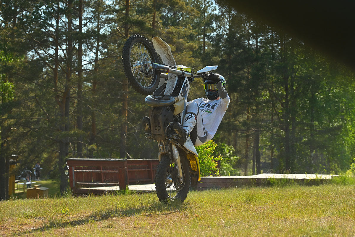 Husqvarna TE 250 | 2024: Lựa Chọn Số Một Cho Các Tay Đua Enduro - MÔTÔ ĐỊA HÌNH